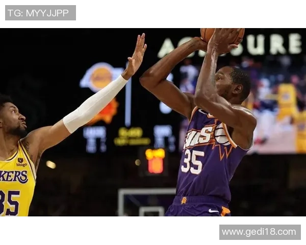 热火与湖人对决NBA赛场上的激情碰撞与精彩瞬间回顾